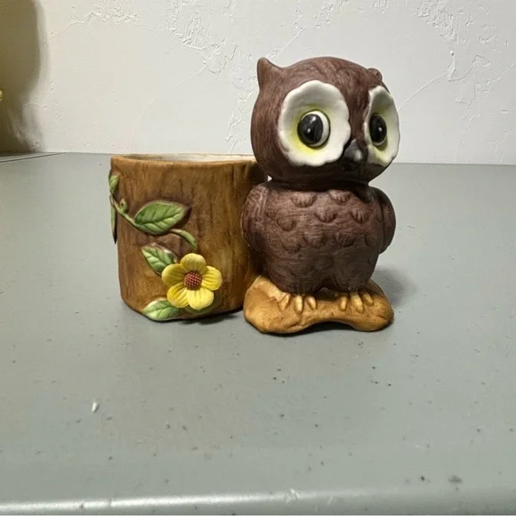 Owl Figurine Tree Stump Flower VTG Made in Korea - Picture 1 of 12